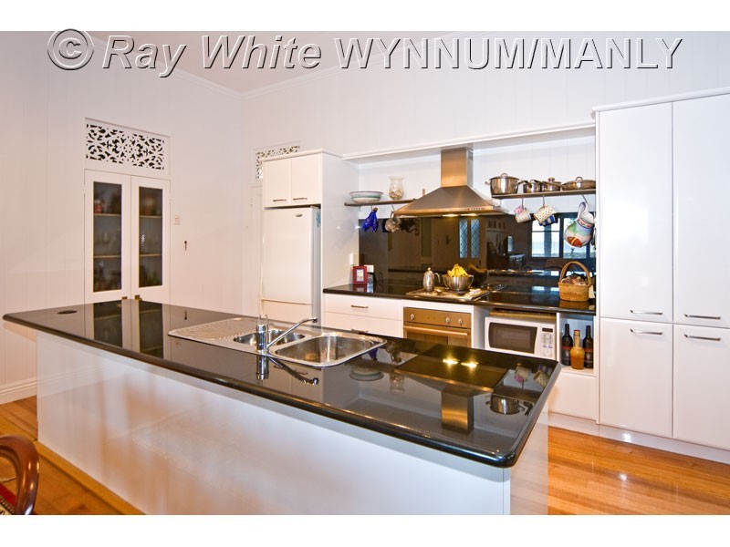 97 Wynnum Esplanade, Wynnum QLD 4178