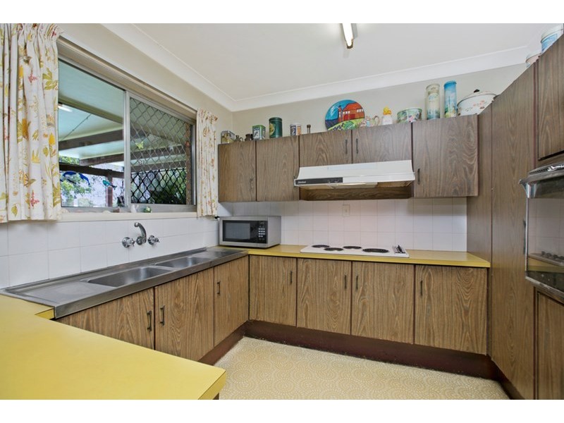 6 Cottonvale Street, Coopers Plains QLD 4108