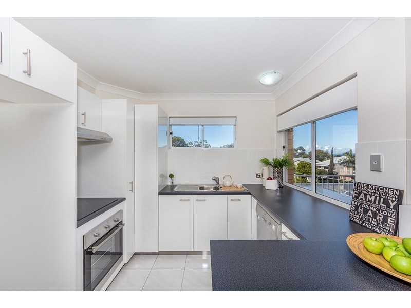 6/65 Akonna Street, Wynnum QLD 4178