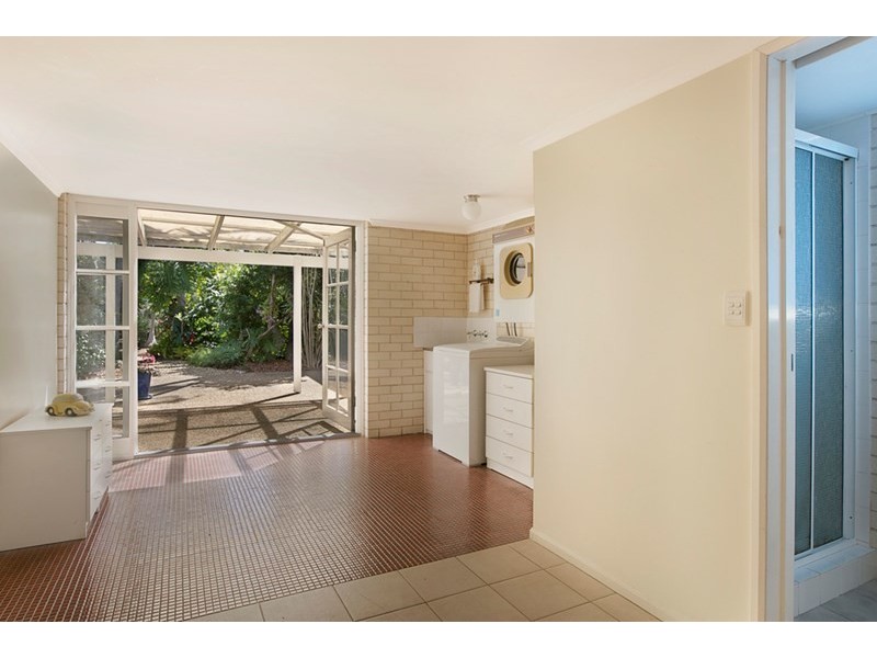 29 WATERLOO Esplanade, Wynnum QLD 4178