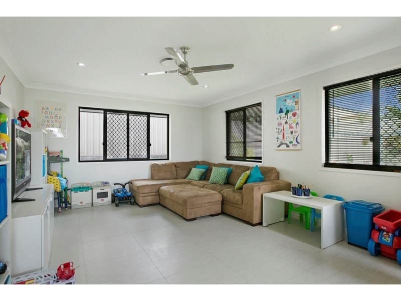 82C Blackwood Road, Manly West QLD 4179