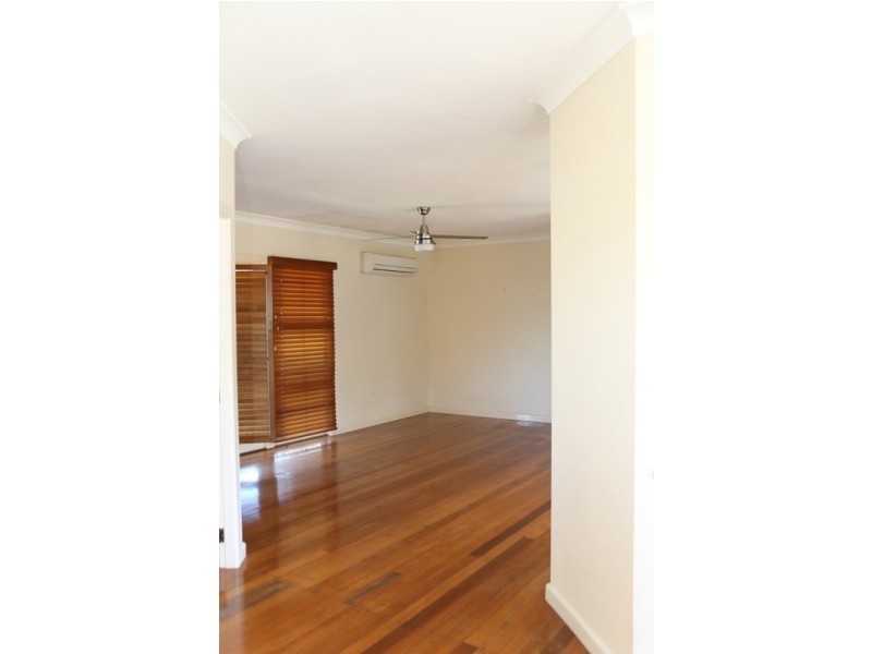 179 Kamarin Street, Manly West QLD 4179