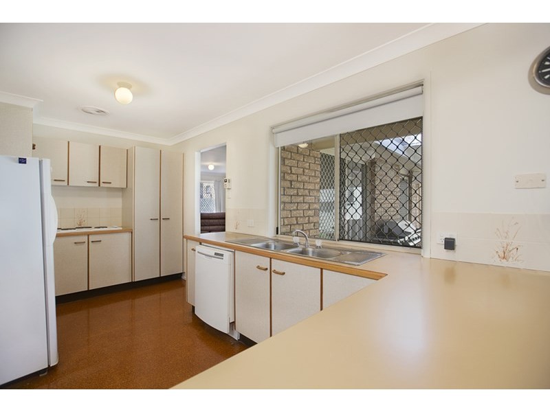 4 Tabitha Street, Manly West QLD 4179