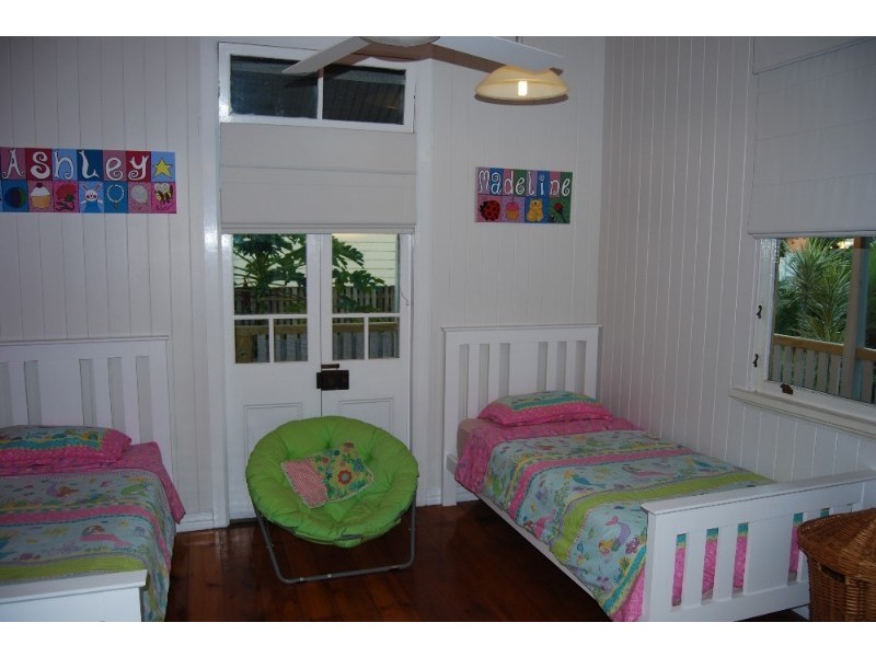 107 Cedar Street, Wynnum QLD 4178