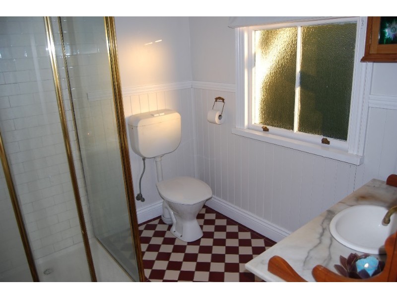 107 Cedar Street, Wynnum QLD 4178