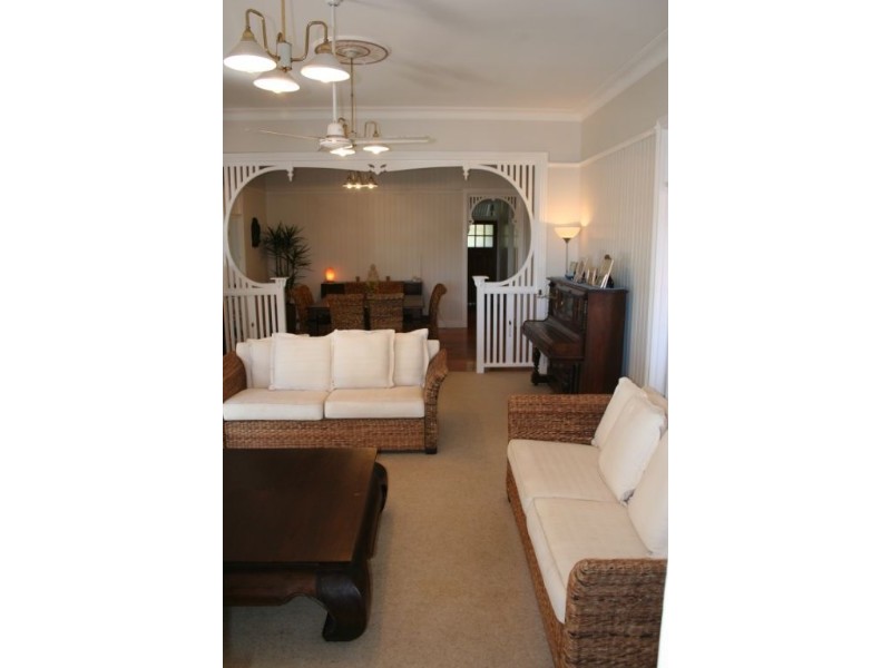 107 Cedar Street, Wynnum QLD 4178