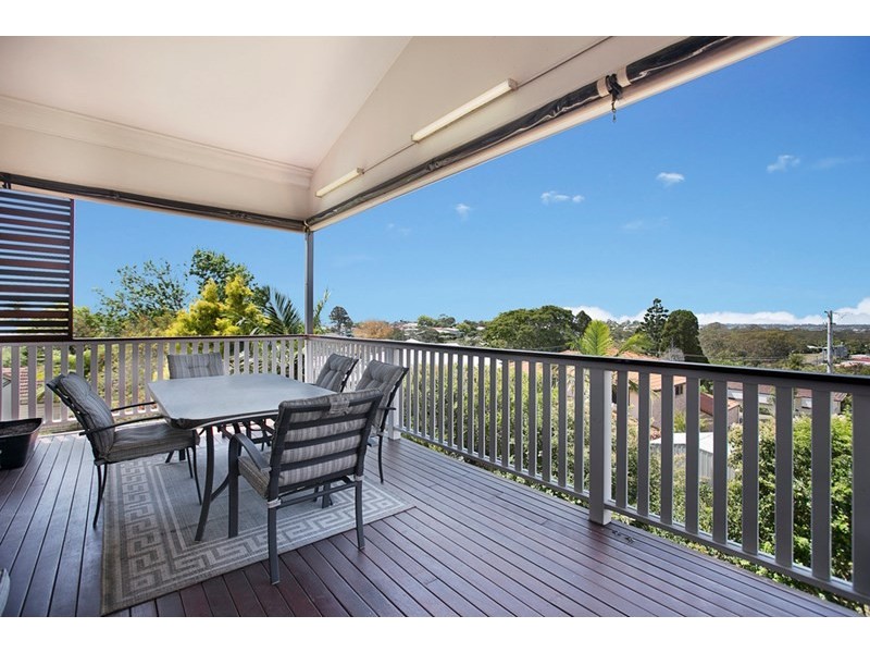 32 Manly Road, Manly QLD 4179