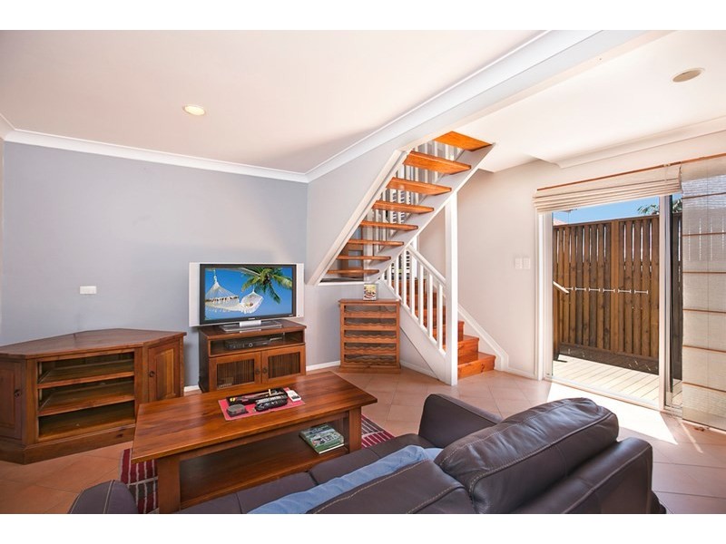 32 Manly Road, Manly QLD 4179