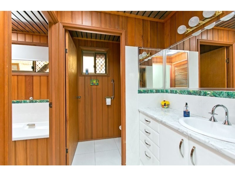 48 Amberjack Street, Manly West QLD 4179