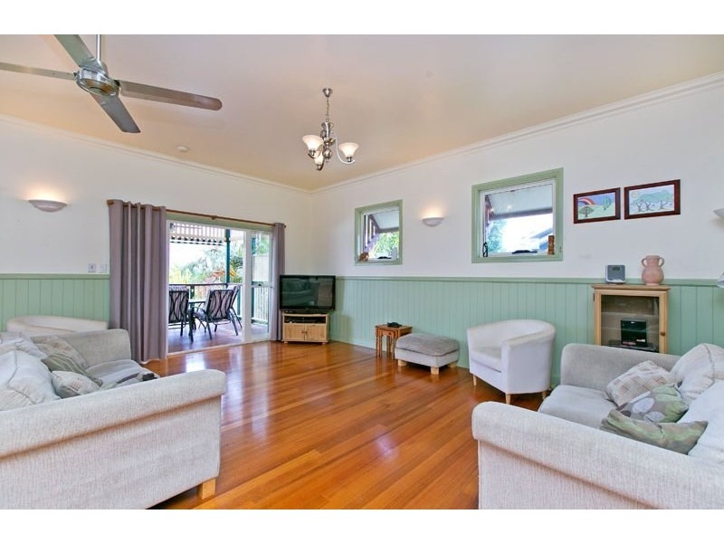 103 Cedar Street, Wynnum QLD 4178