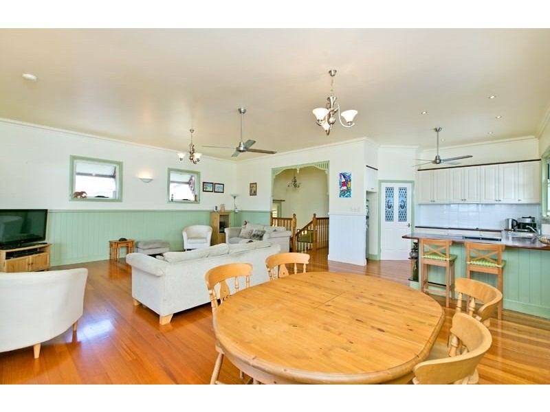 103 Cedar Street, Wynnum QLD 4178