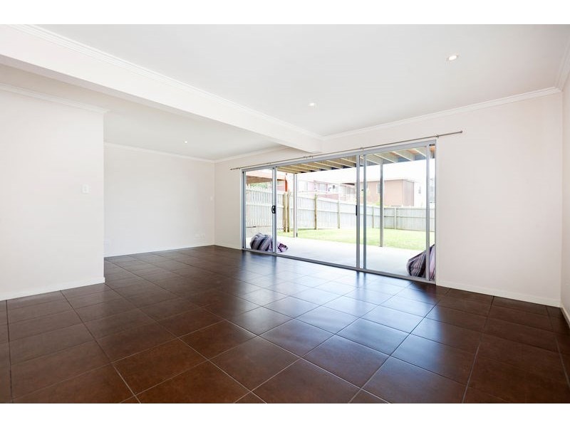 100 Melville Terrace, Manly QLD 4179