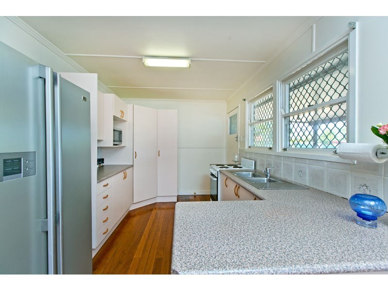 123 Wondall Road, Wynnum West QLD 4178