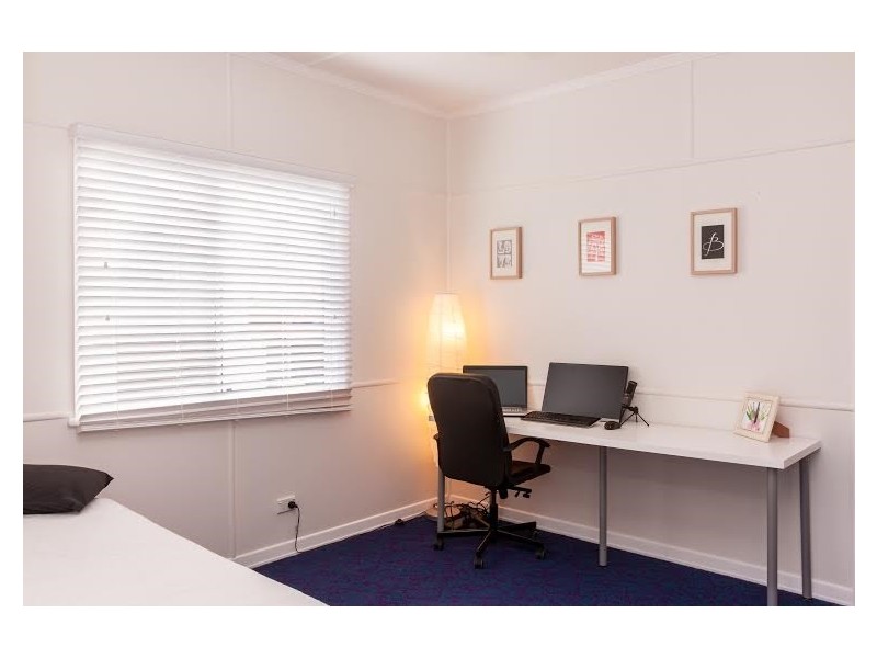 19 Bride Street, Wynnum QLD 4178