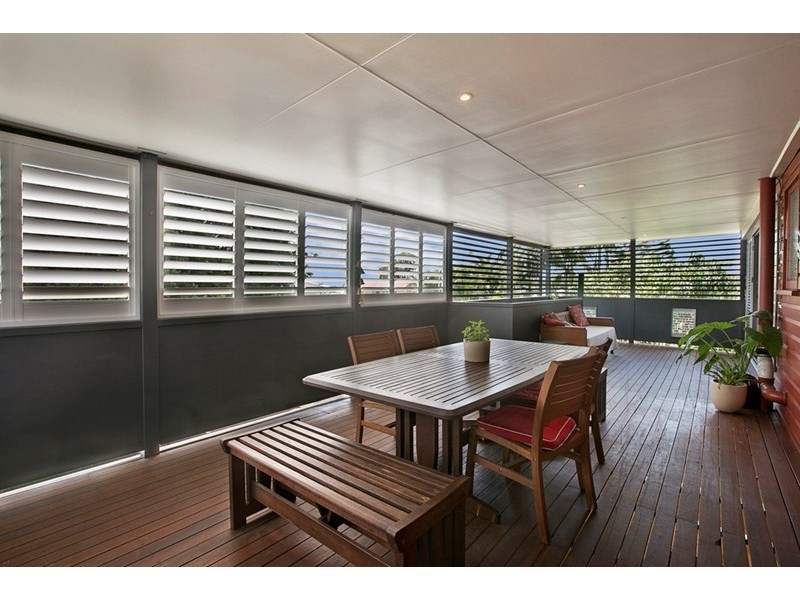 19 Greggor Street, Wynnum West QLD 4178