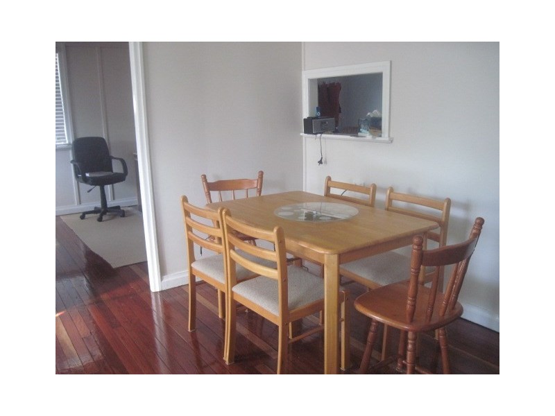 123 Wynnum North Road, Wynnum QLD 4178