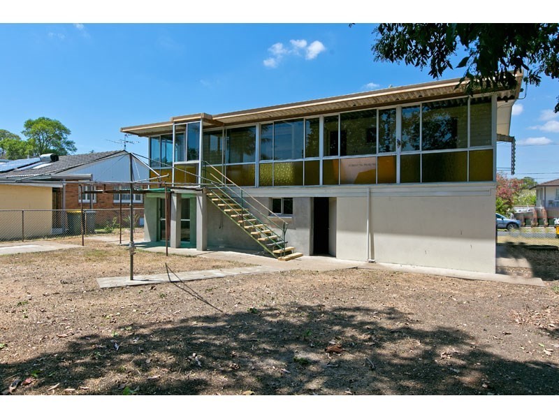 5 Samantha Street, Wynnum West QLD 4178