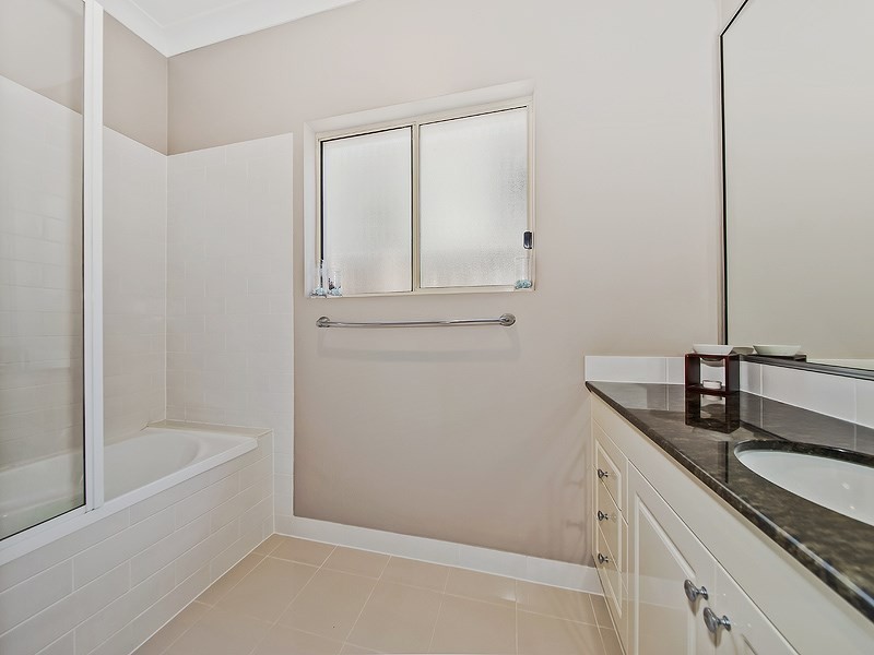 35 Cedar Street, Wynnum QLD 4178