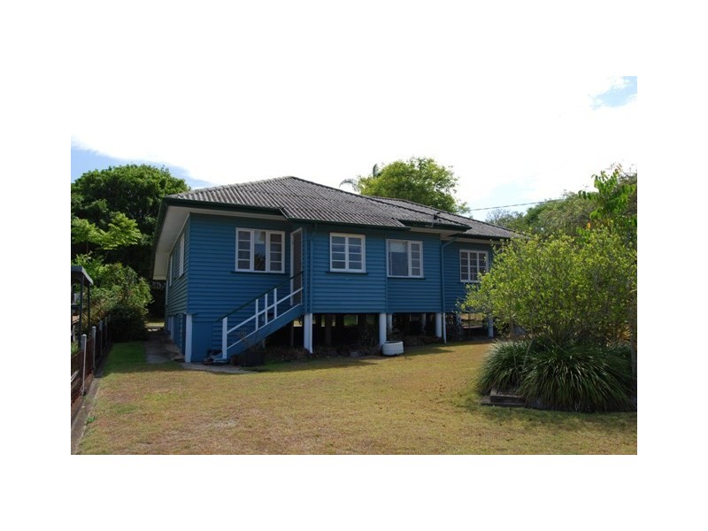 15 Wood Street, Manly QLD 4179