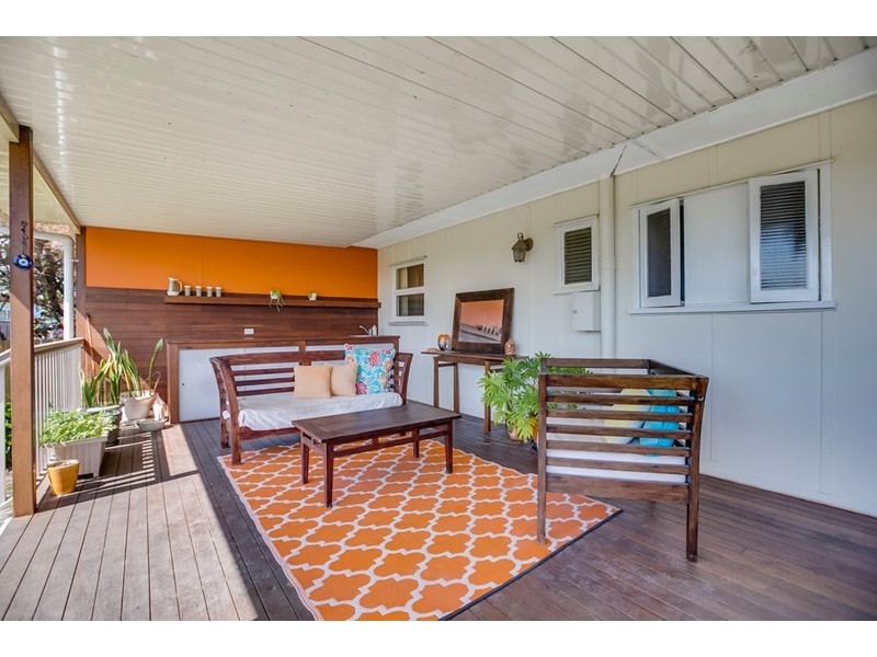 9 Cavanaugh Street, Wynnum West QLD 4178