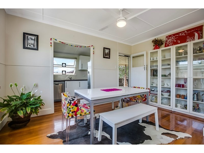 9 Cavanaugh Street, Wynnum West QLD 4178