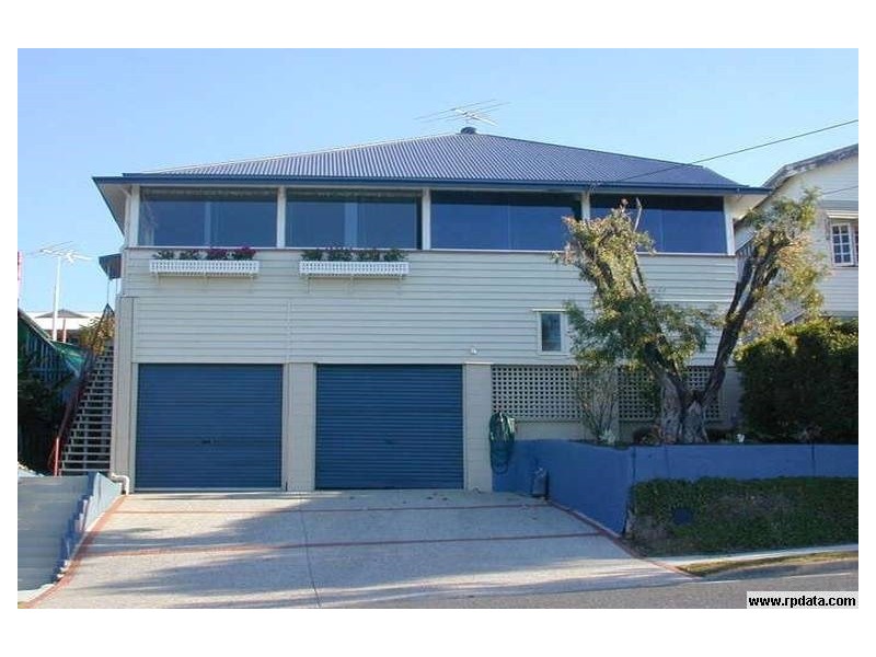 24 Benalla Street, Manly QLD 4179