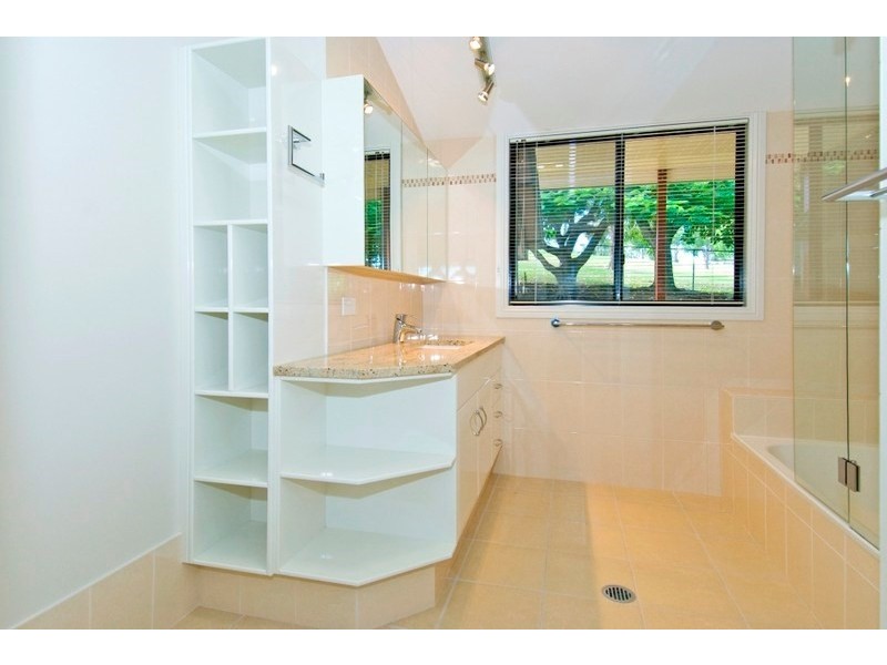 25 Hannam Street, Wynnum QLD 4178