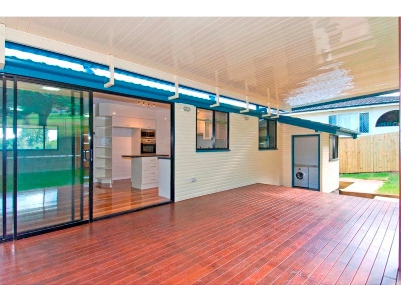 25 Hannam Street, Wynnum QLD 4178