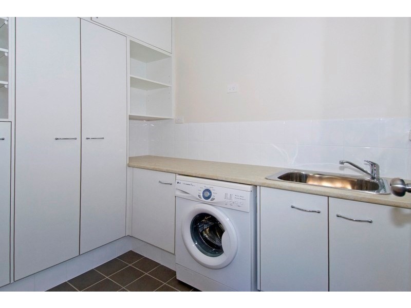 25 Hannam Street, Wynnum QLD 4178