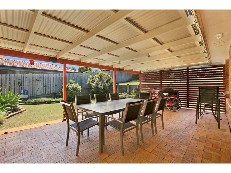 74 Constellation Way, Wynnum QLD 4178