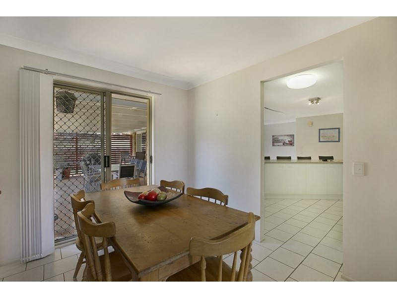 74 Constellation Way, Wynnum QLD 4178