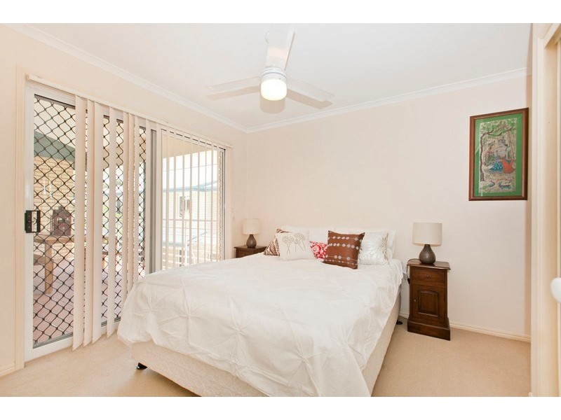 8/26 Yamboyna Street, Manly QLD 4179