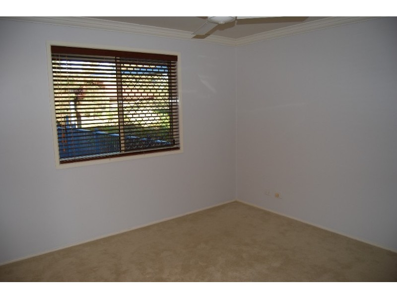 20 Holland Crescent, Wynnum West QLD 4178