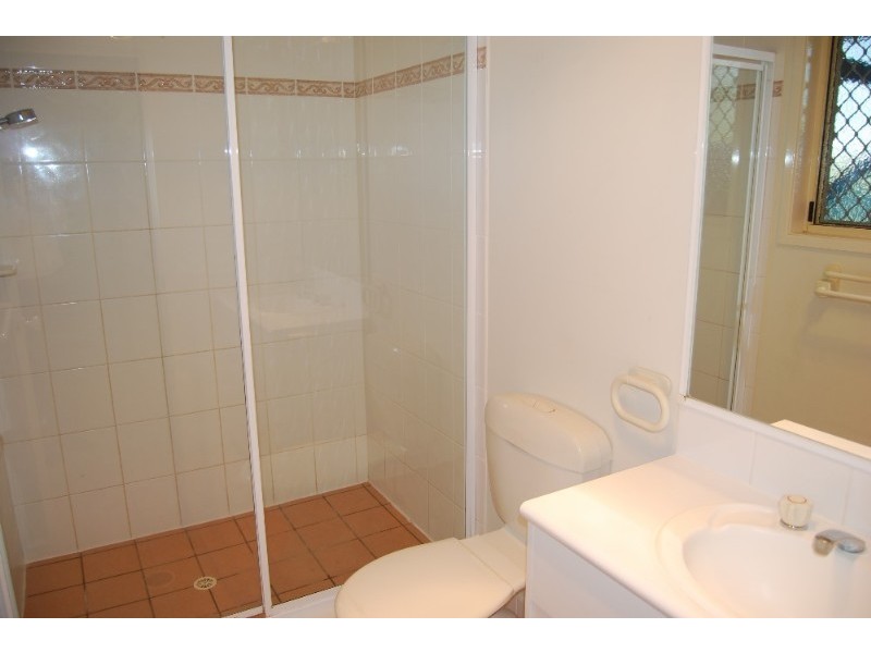 20 Holland Crescent, Wynnum West QLD 4178