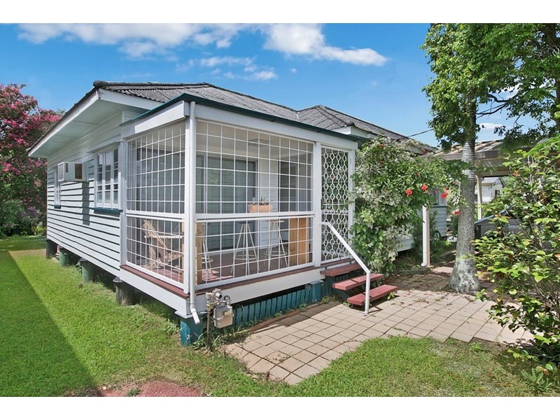 56 Sibley Road, Wynnum West QLD 4178