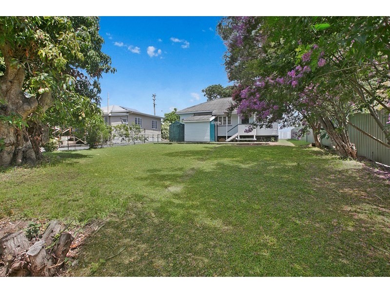 56 Sibley Road, Wynnum West QLD 4178