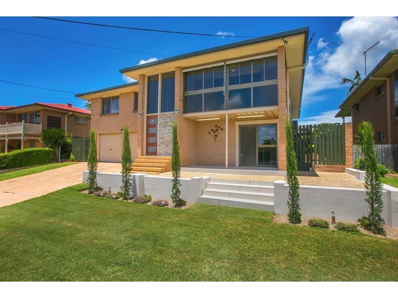 5 Nemarra Street, Wynnum West QLD 4178