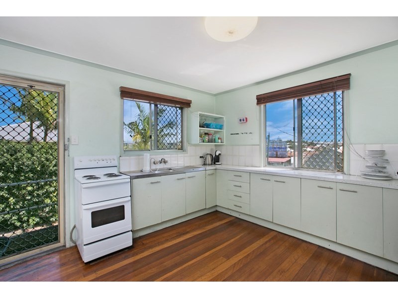 32 Yamboyna, Manly QLD 4179