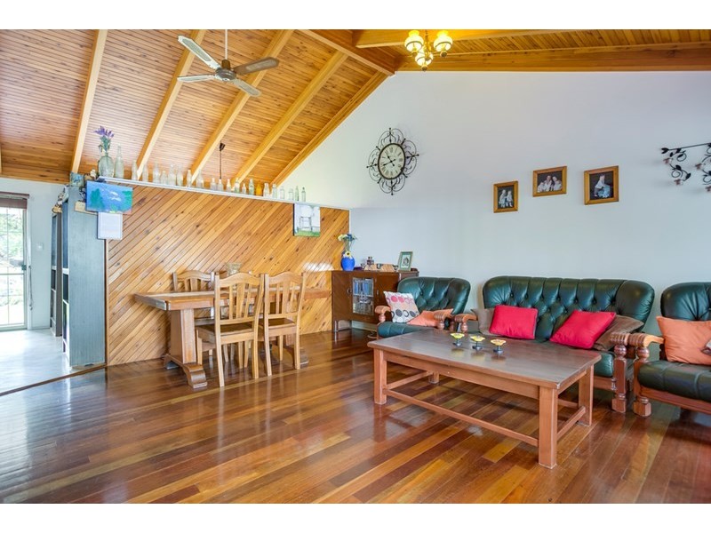 2109 Wynnum Road, Wynnum West QLD 4178