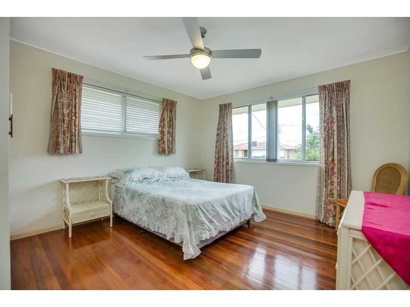 47 Glenlyn Street, Wynnum West QLD 4178