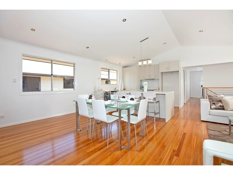 104 Gordon Parade, Manly QLD 4179