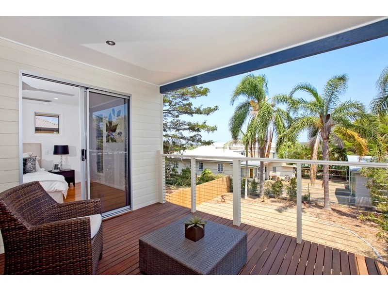 104 Gordon Parade, Manly QLD 4179