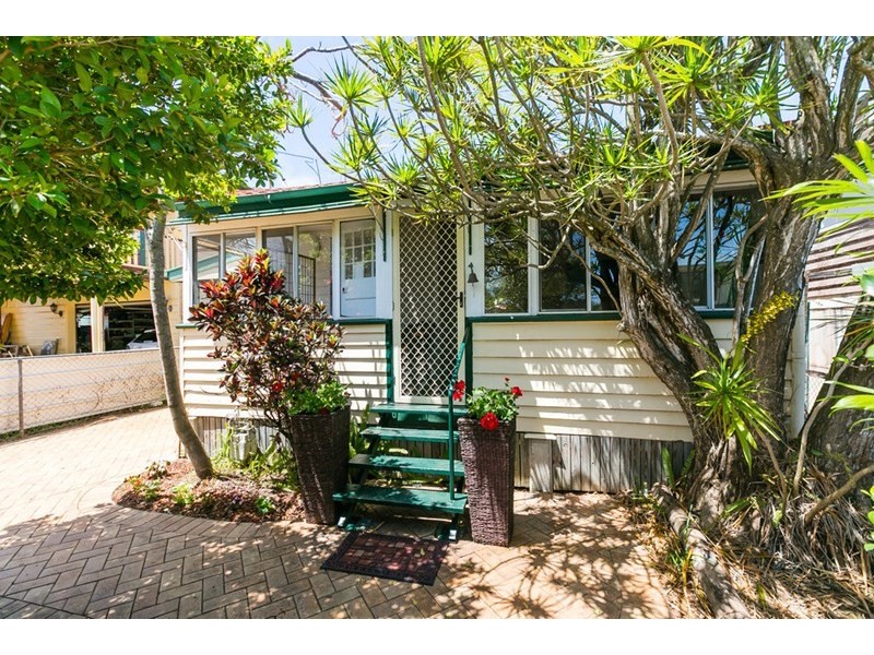 32 Outram Street, Lota QLD 4179