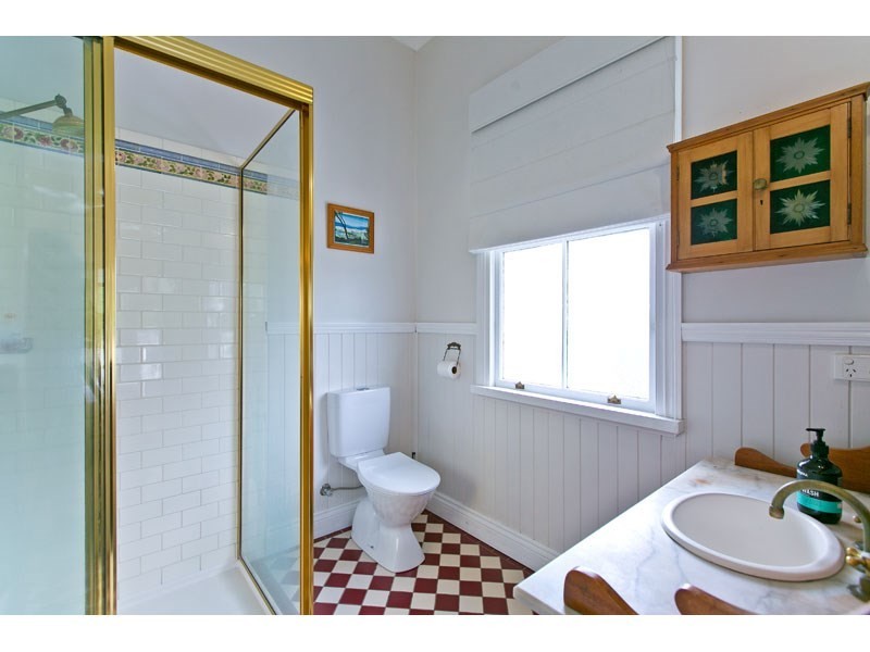 107 Cedar Street, Wynnum QLD 4178