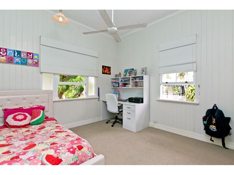 107 Cedar Street, Wynnum QLD 4178