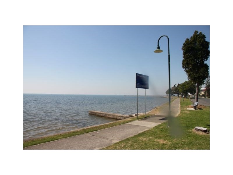 10 Crown Street, Wynnum QLD 4178