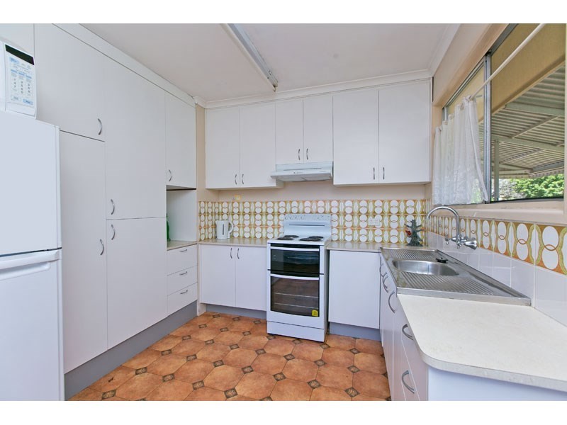 5 Lorelei Street, Manly West QLD 4179