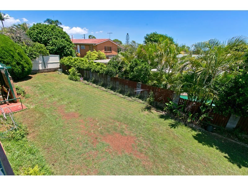 5 Lorelei Street, Manly West QLD 4179