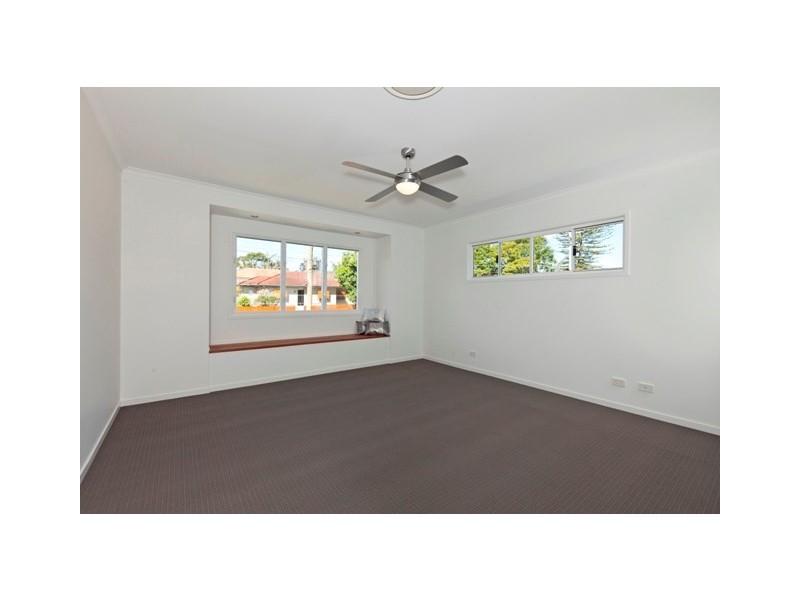 35 Seabreeze Road, Manly West QLD 4179