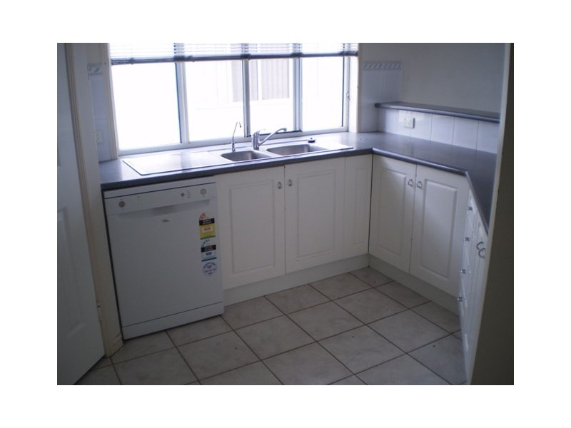 799 Esplanade, Lota QLD 4179